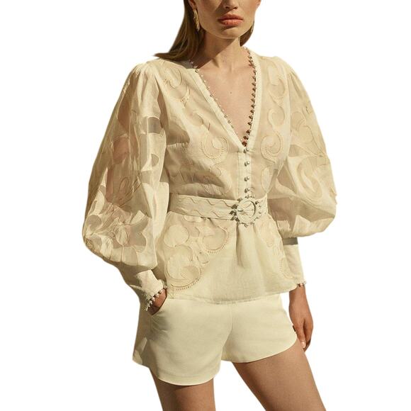 Karen Millen Pants - Karen Millen Essential Ivory Techno Woven Shorts Size 2 NWT